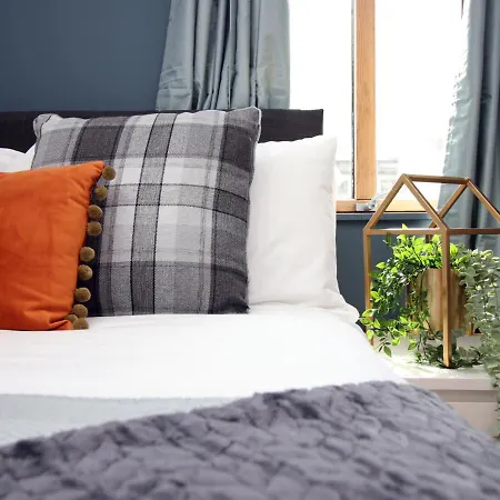 Spacious Bearpit By Jtb Stays Bristol