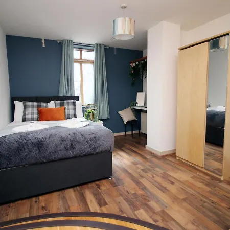 Spacious Bearpit By Jtb Stays Lägenhet *